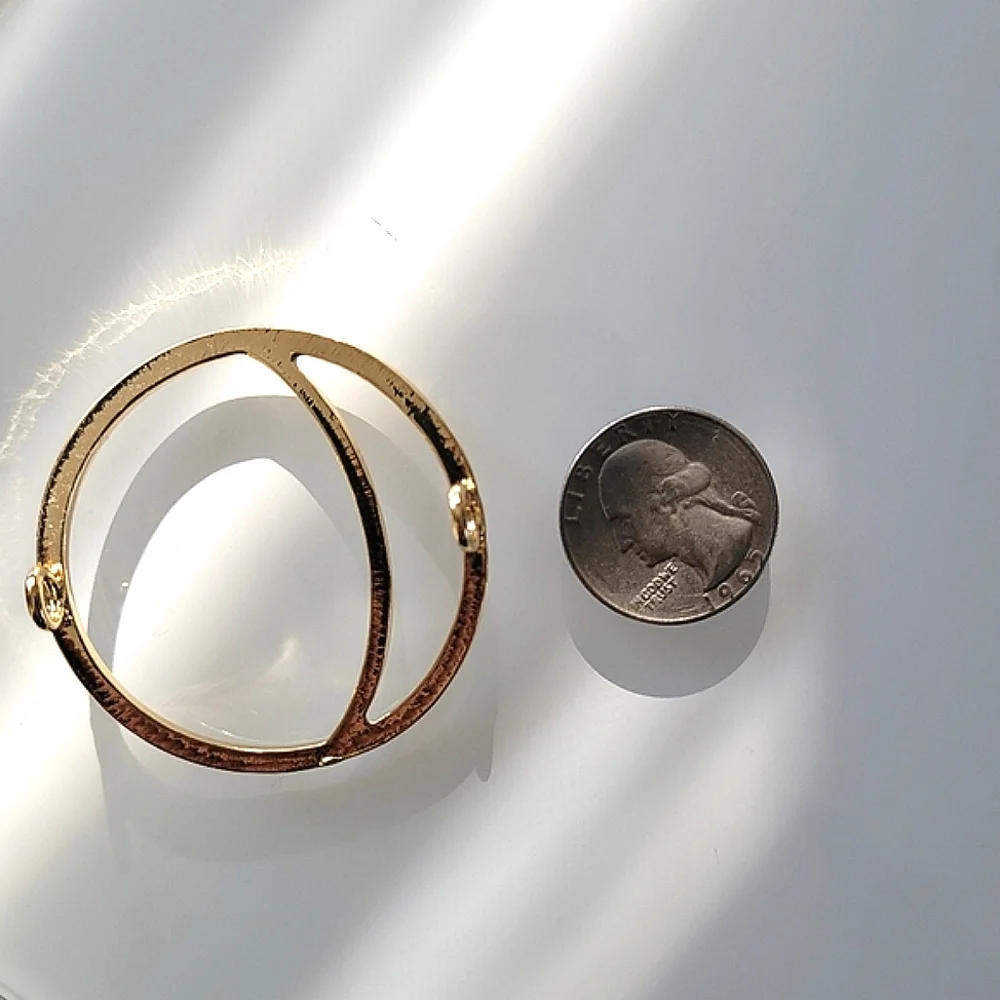 Gold Tone Circle Hair Stick Pin Barrette